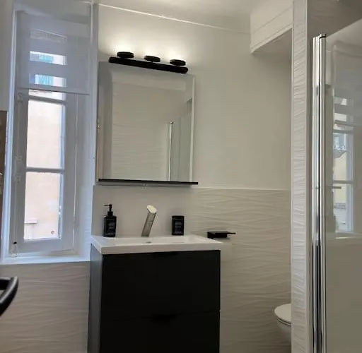 2p Coeur De Et Sainte-Maxime